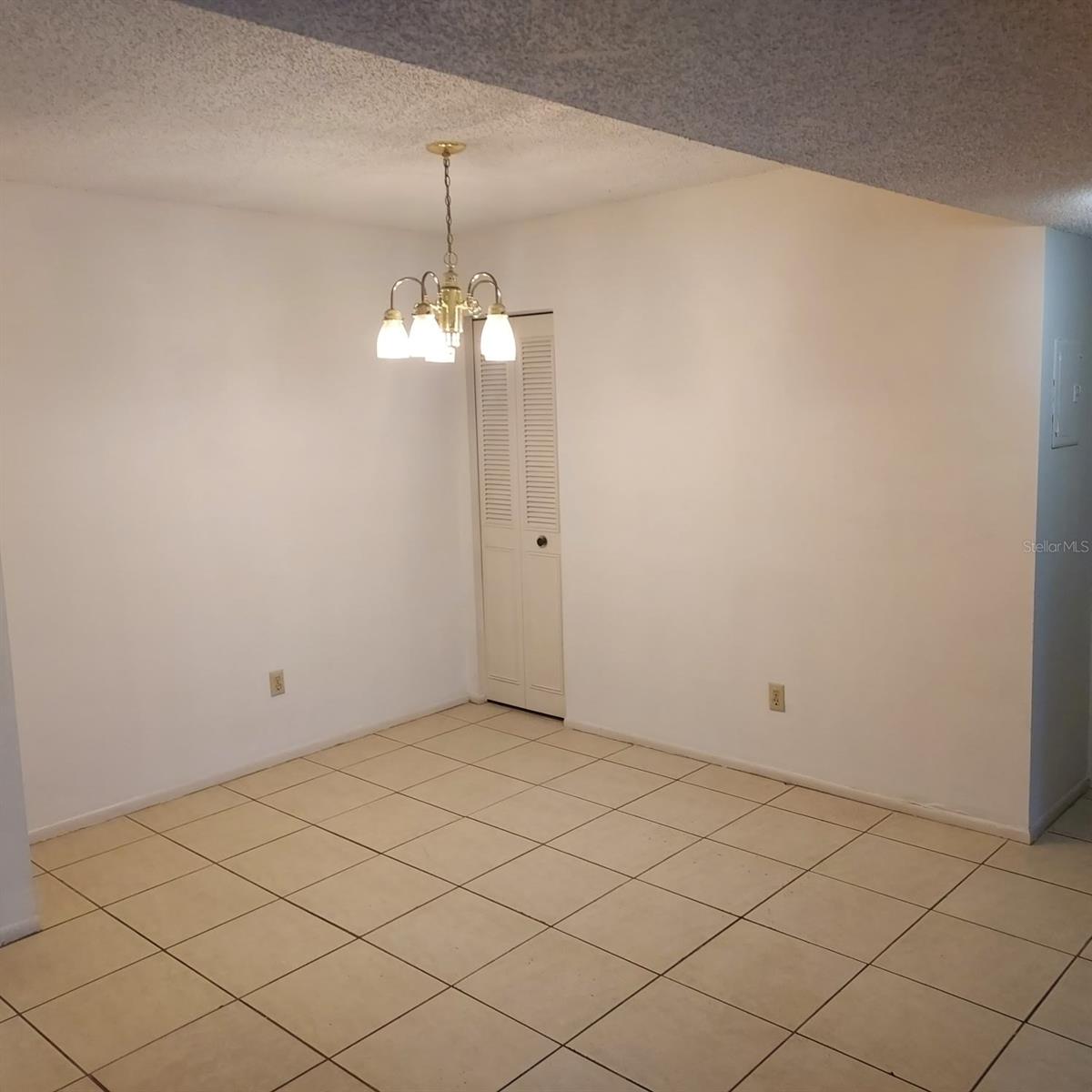 THE OAKS UNIT 1 A CONDO - Residential