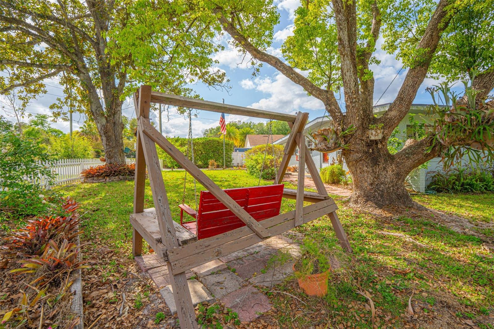 ORANGE CITY ESTATES - Residential