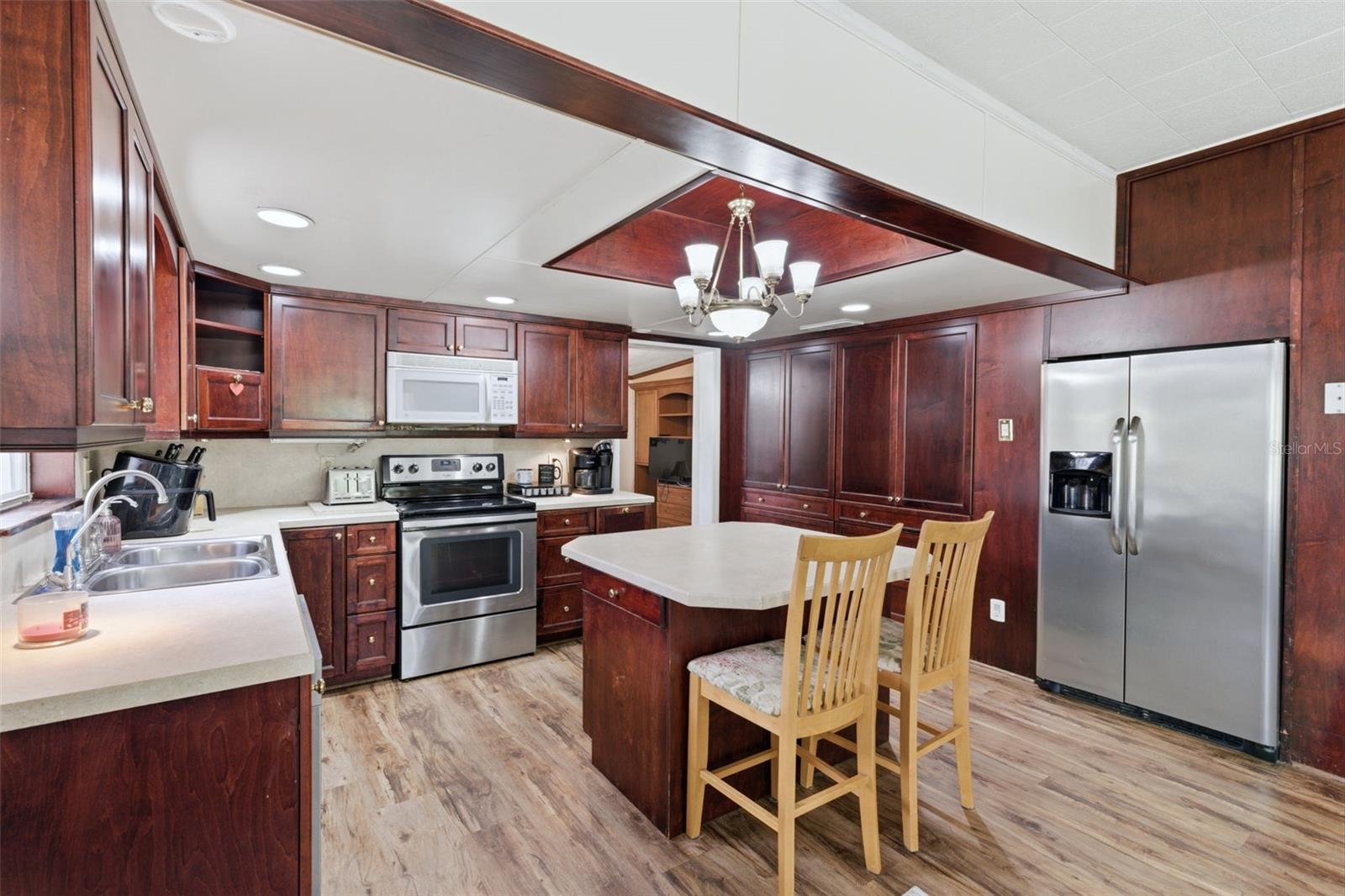 ORANGE CITY ESTATES - Residential