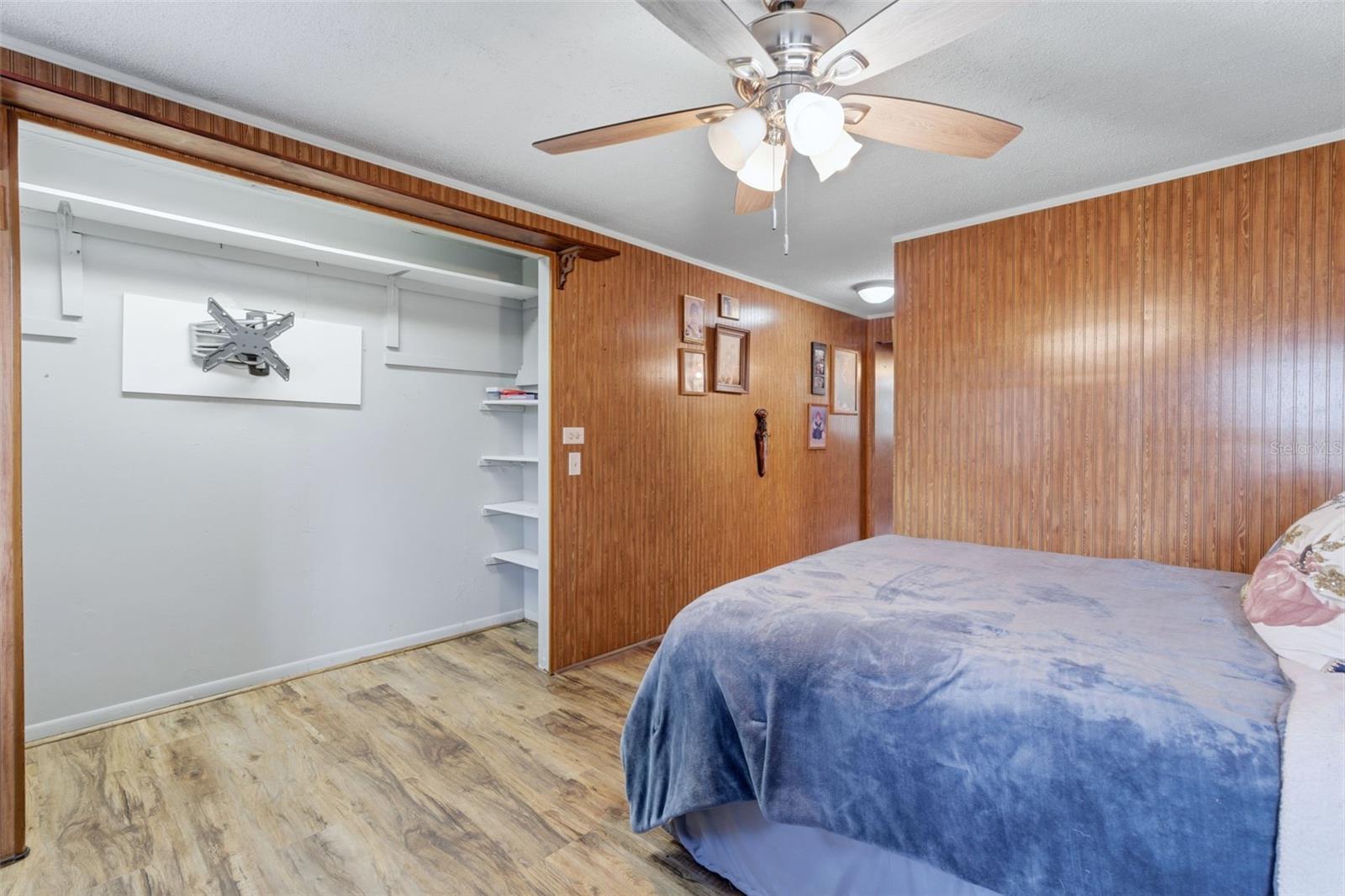 ORANGE CITY ESTATES - Residential