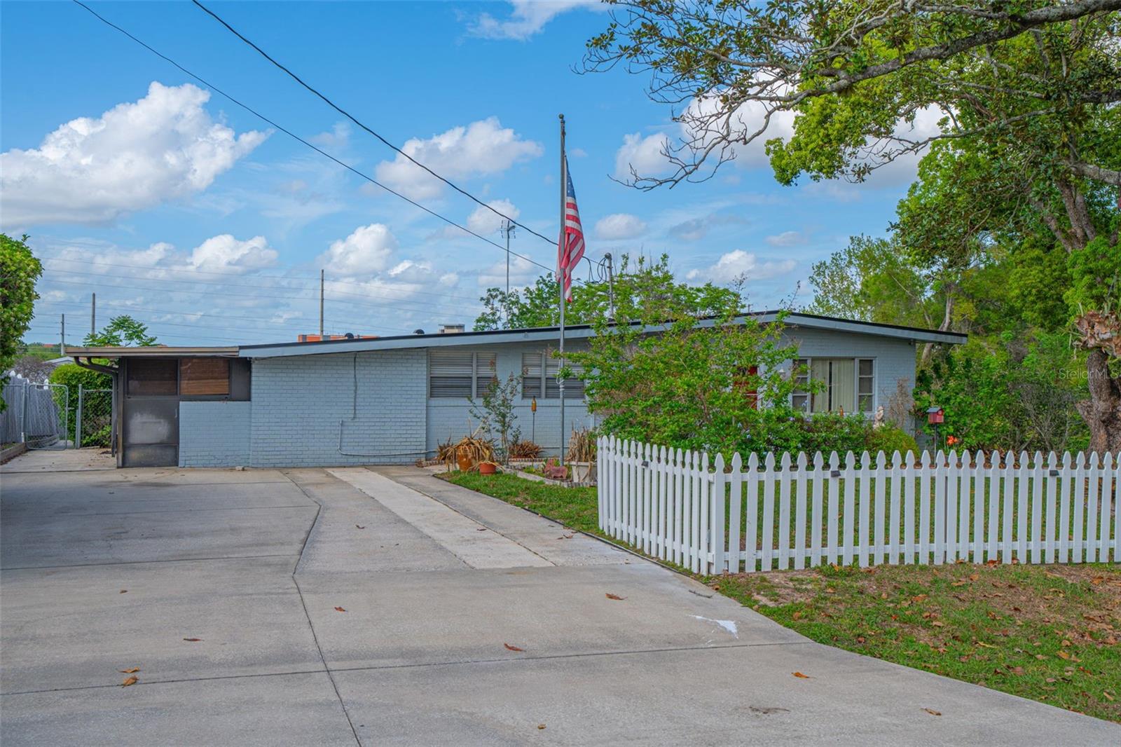 ORANGE CITY ESTATES - Residential