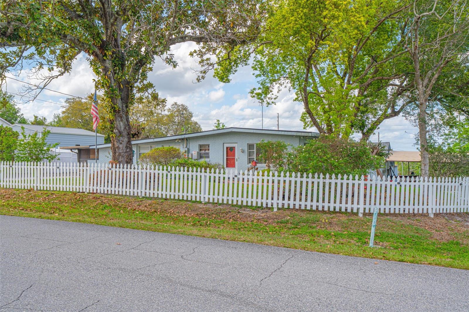 ORANGE CITY ESTATES - Residential