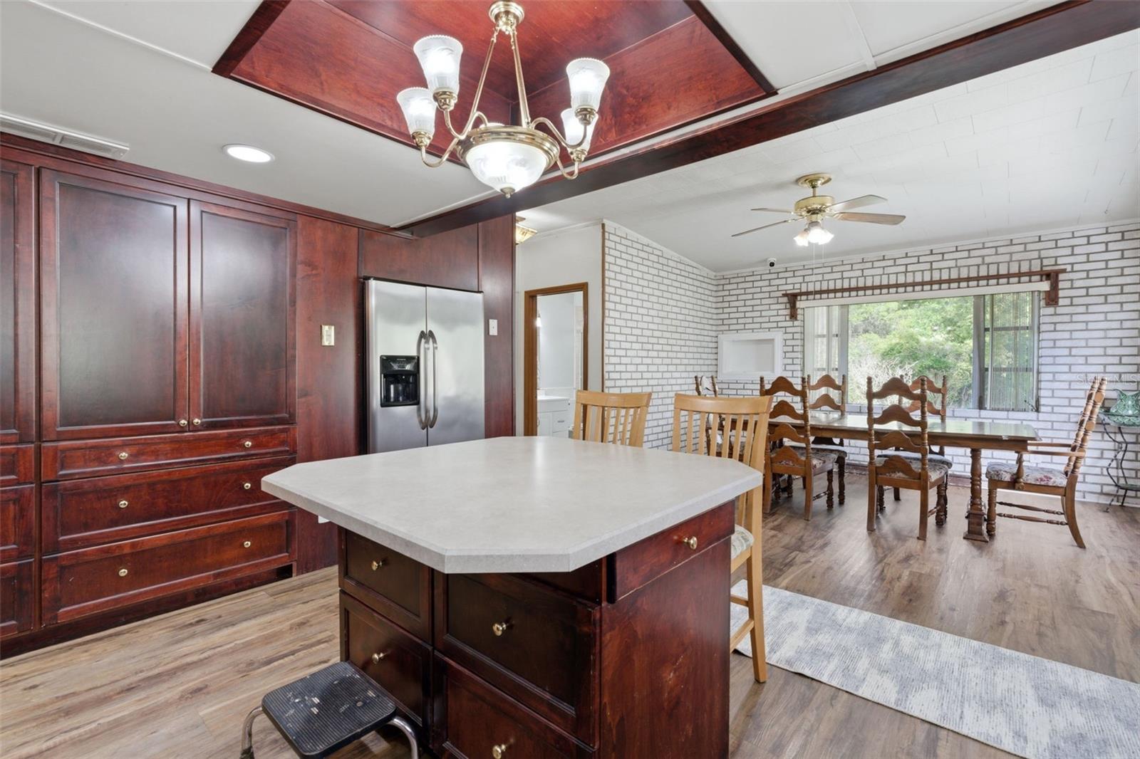 ORANGE CITY ESTATES - Residential