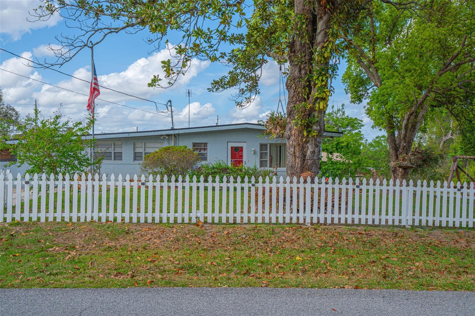 ORANGE CITY ESTATES - Residential