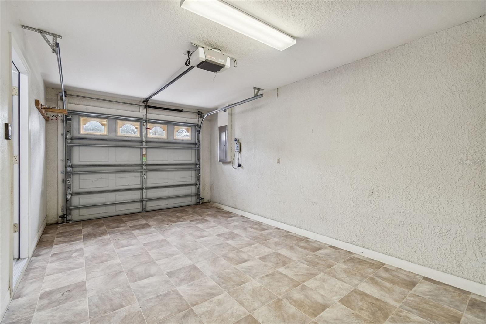 SPRING HILL - Residential Lease