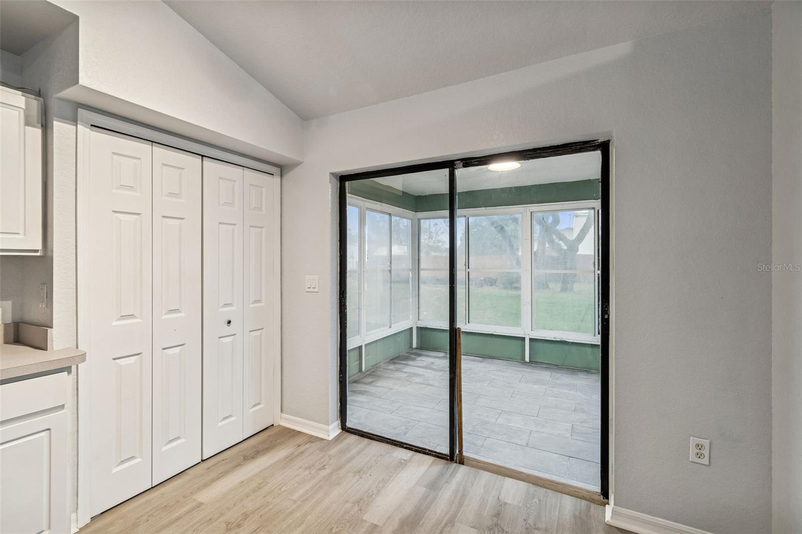 SPRING HILL - Residential Lease