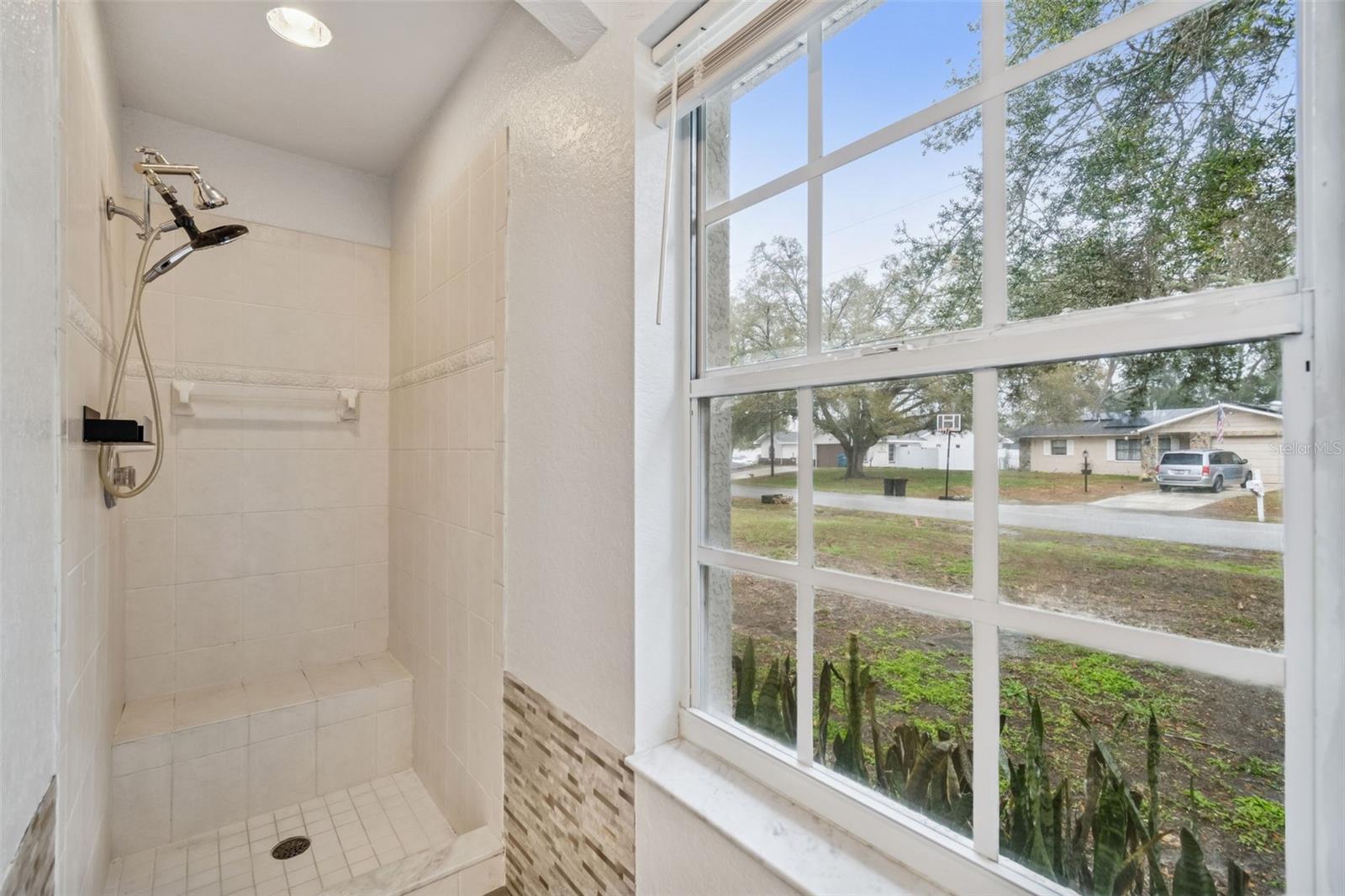 SPRING HILL - Residential Lease