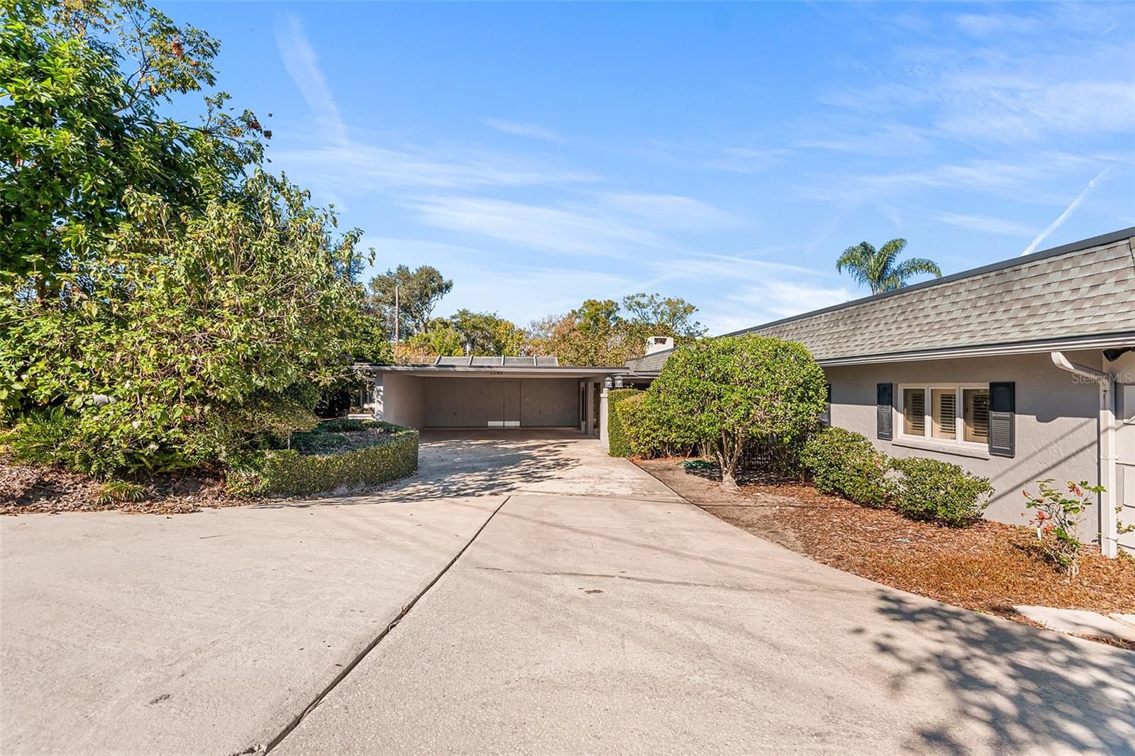 LAKE POINT - Residential