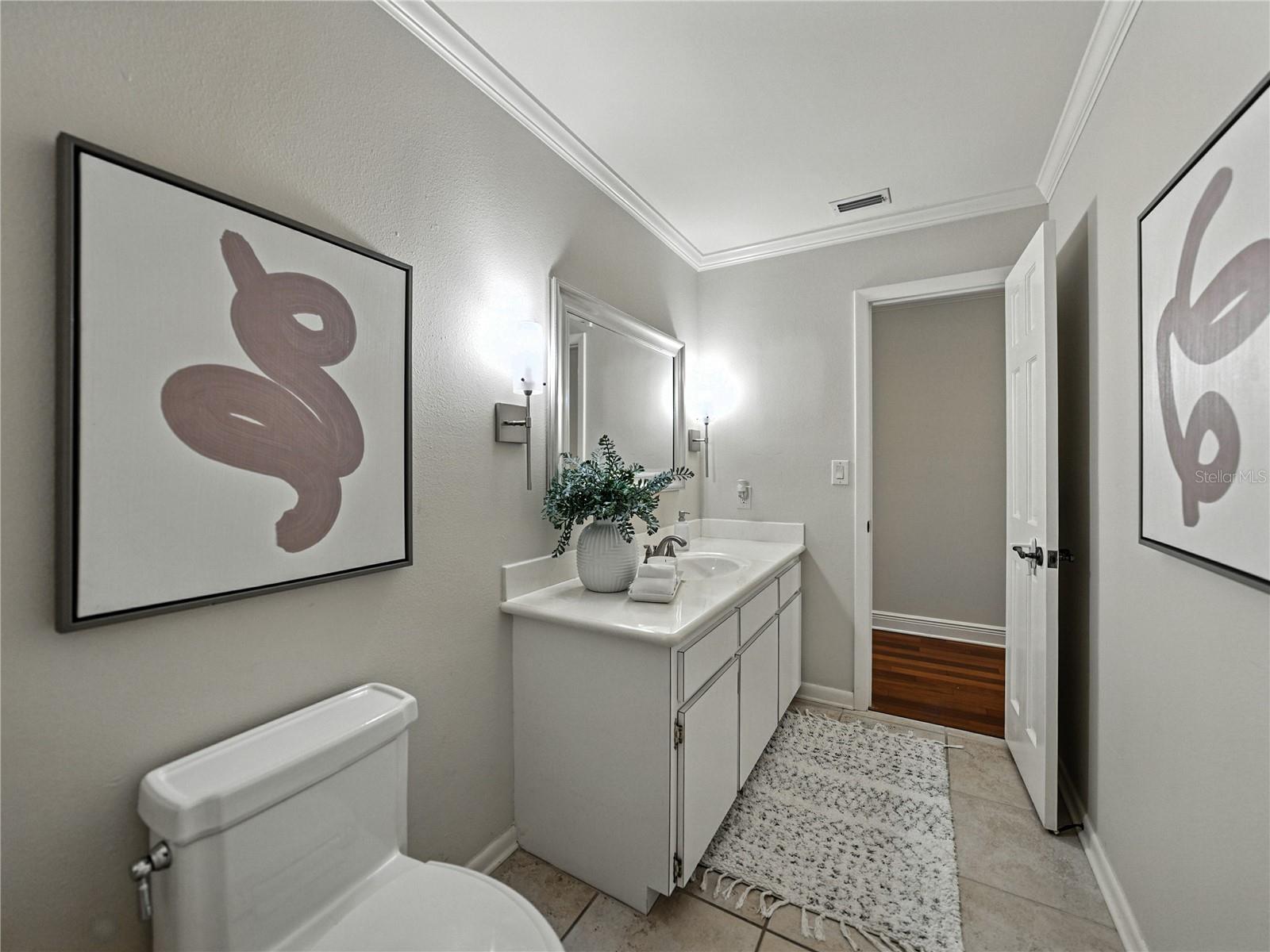 LAKE POINT - Residential