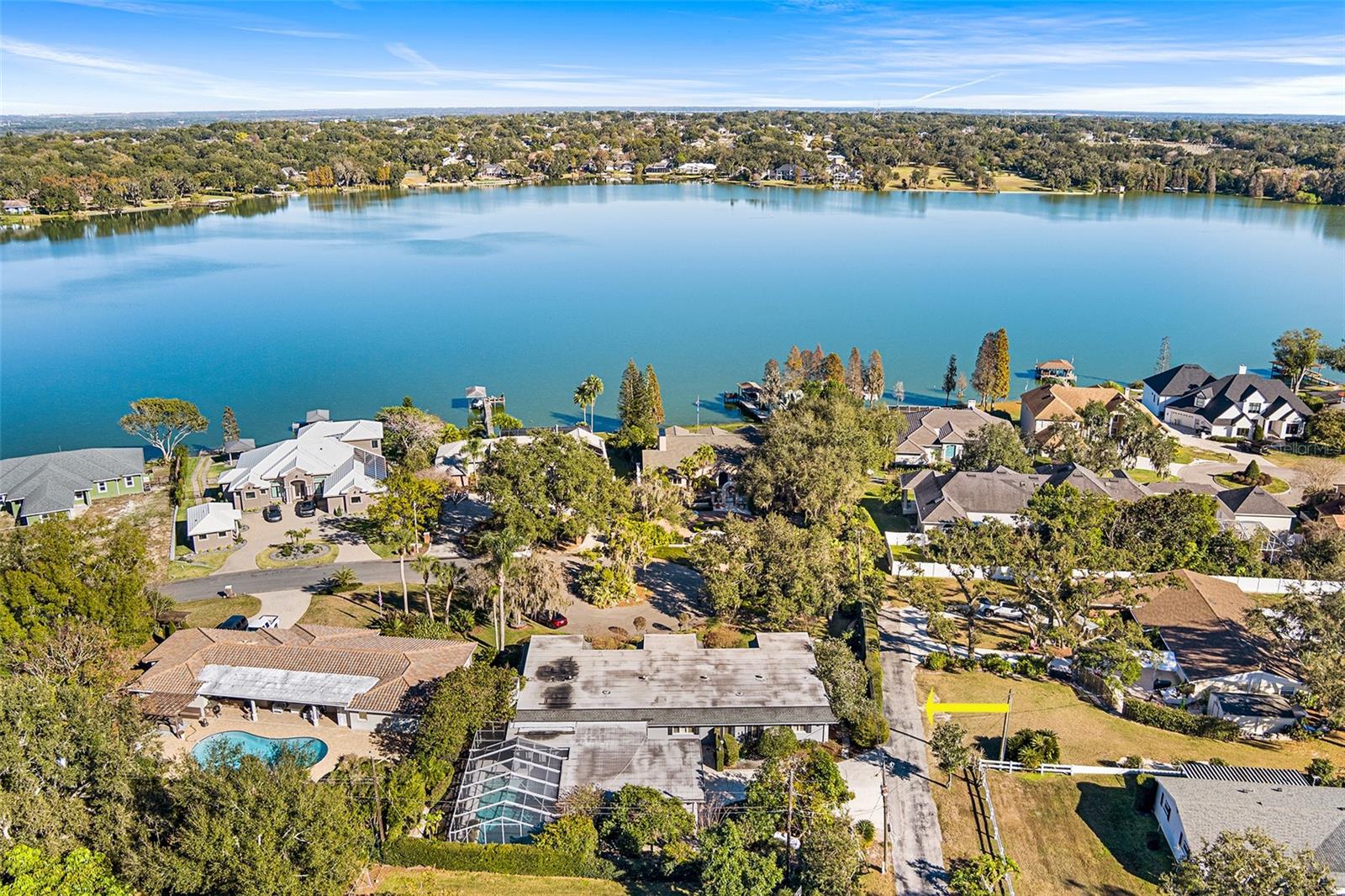 1249 LAKE POINT DRIVE