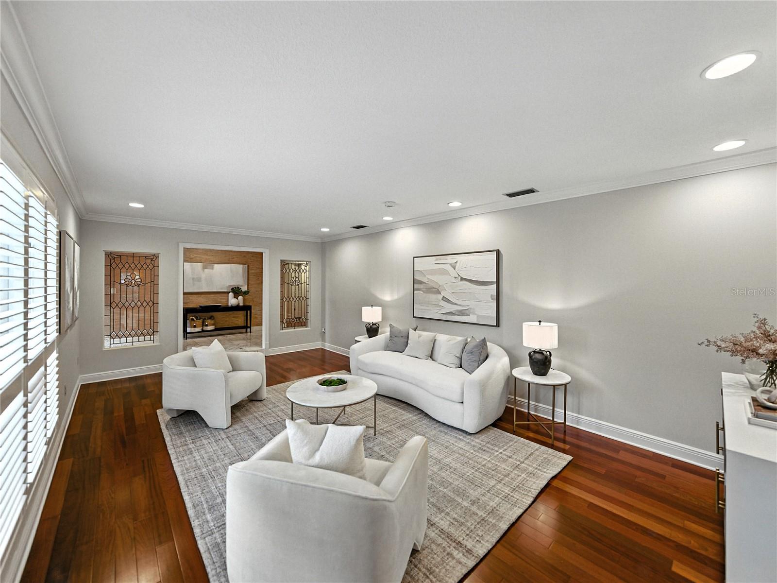 LAKE POINT - Residential