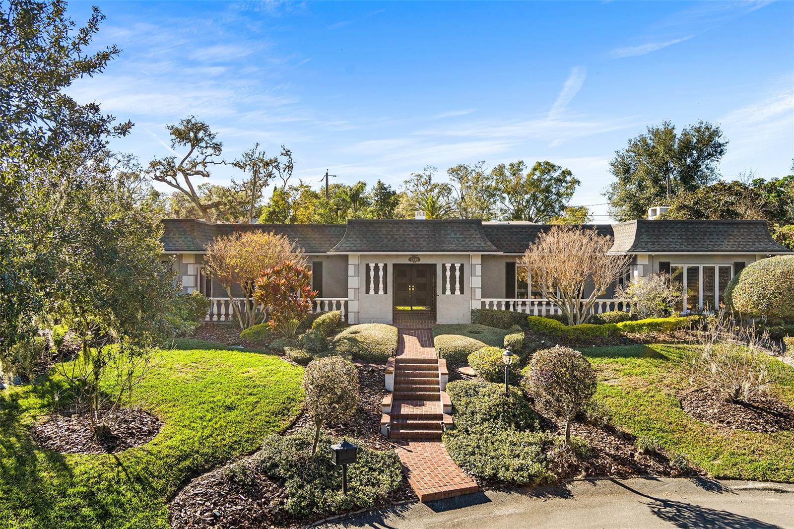 LAKE POINT - Residential