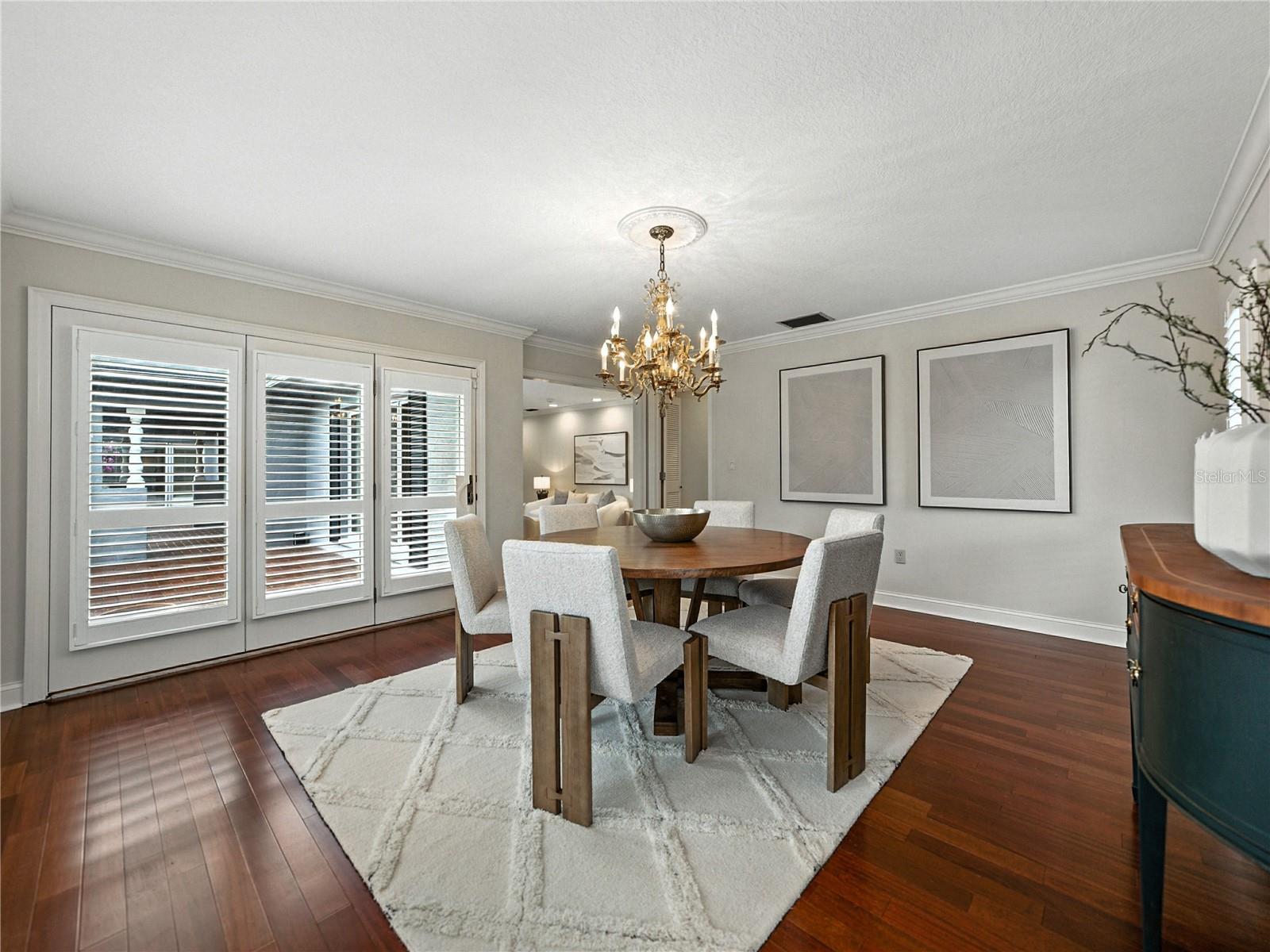 LAKE POINT - Residential