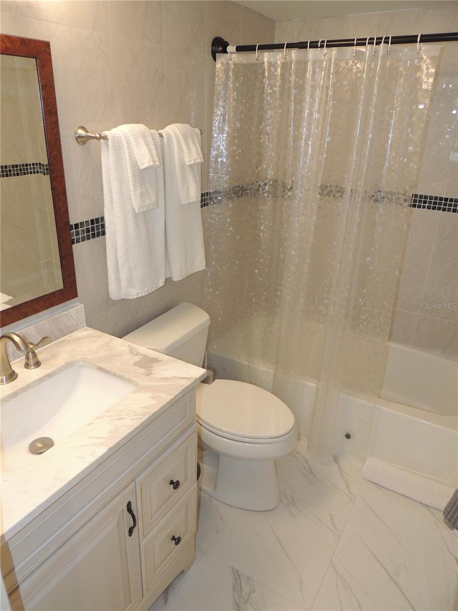 LONGWATER CHASE - Residential