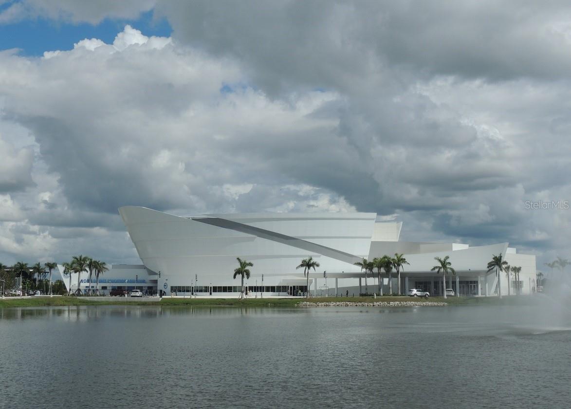 LONGWATER CHASE - Residential