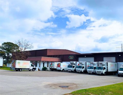 Photo of 100 Orange Co Circle, Winter Haven, FL 33881 (MLS # P4937519)