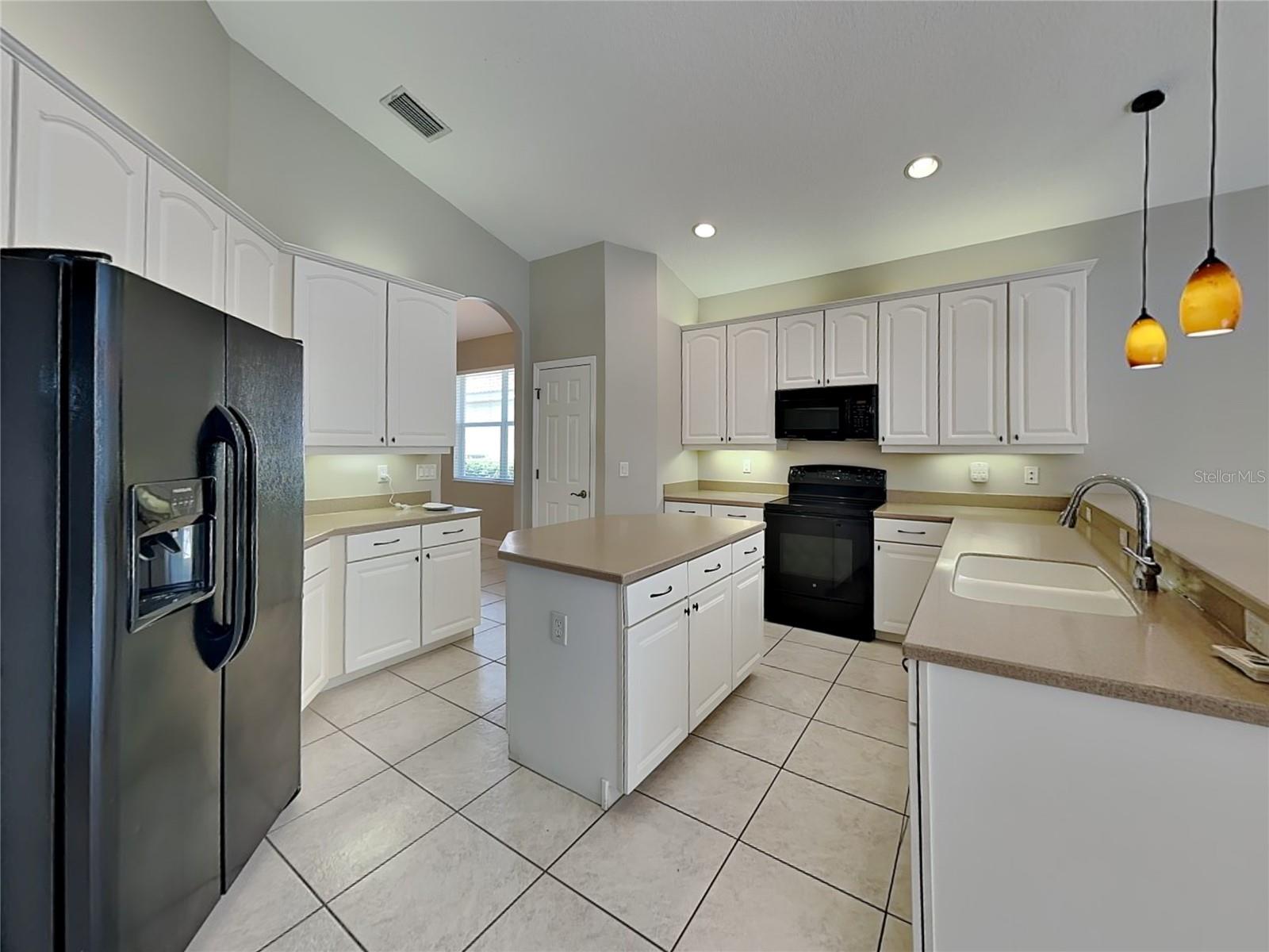 TARA PH III SUBPHASE H - Residential Lease