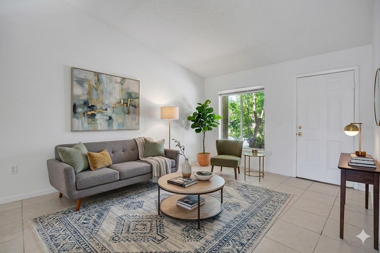 UNIVERSITY PLACE - Residential