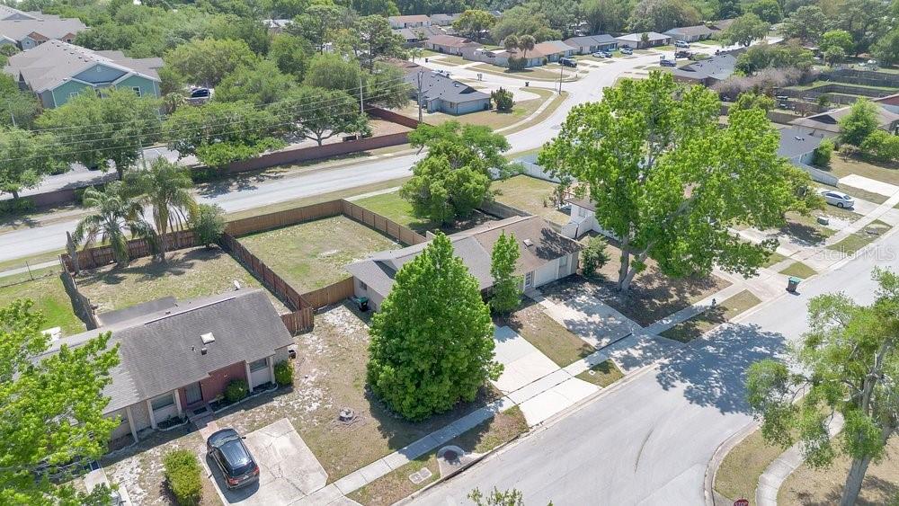 UNIVERSITY PLACE - Residential