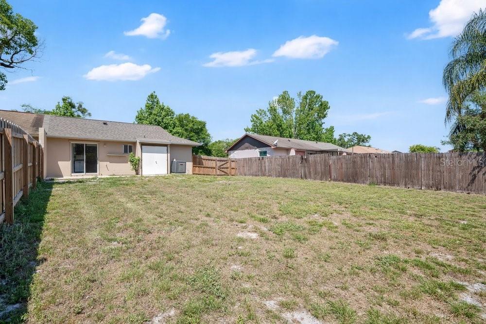 UNIVERSITY PLACE - Residential