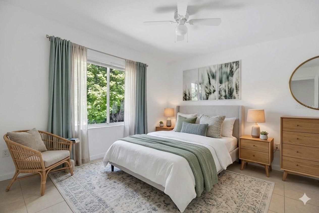 UNIVERSITY PLACE - Residential