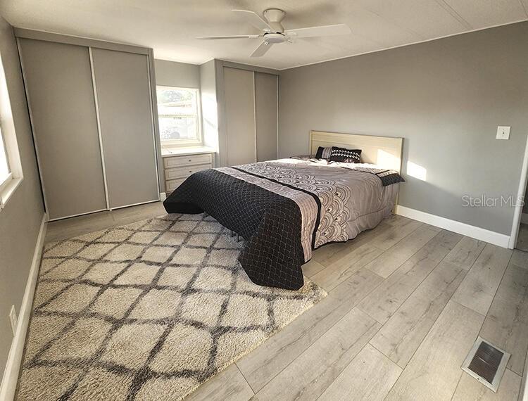 PALM LAKE ESTATES - Residential