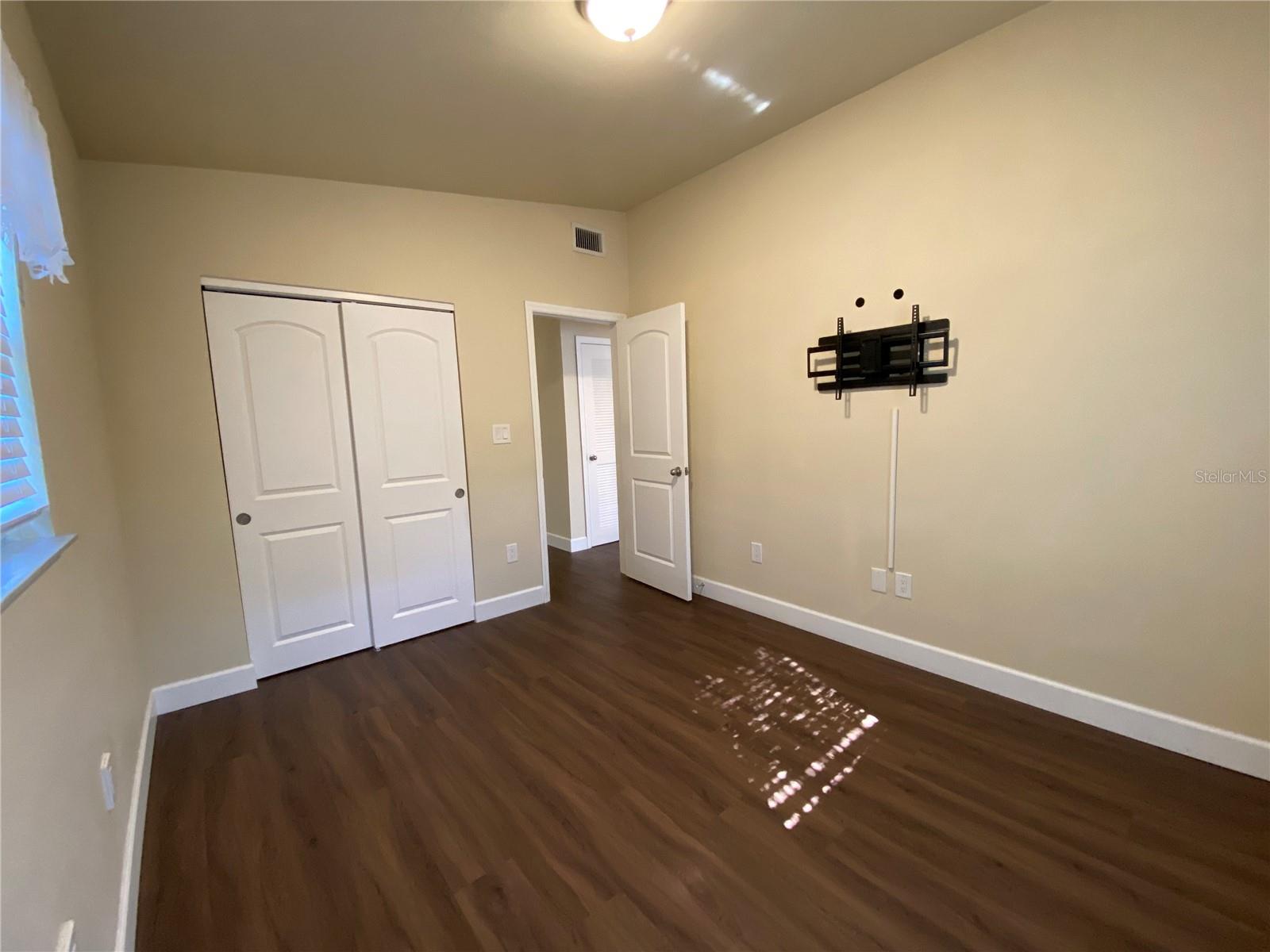 PORT CHARLOTTE SEC 018 - Residential Lease