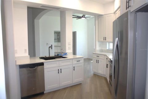Tiny photo for 21516 Castle View Court, Leesburg, FL 34748 (MLS # S5158669)