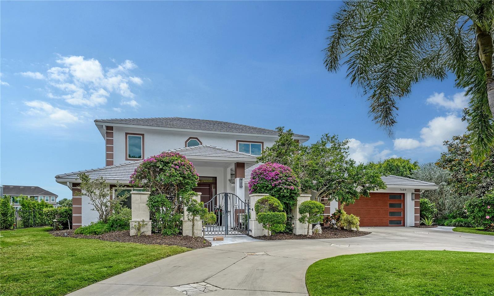 7689 COVE TERRACE