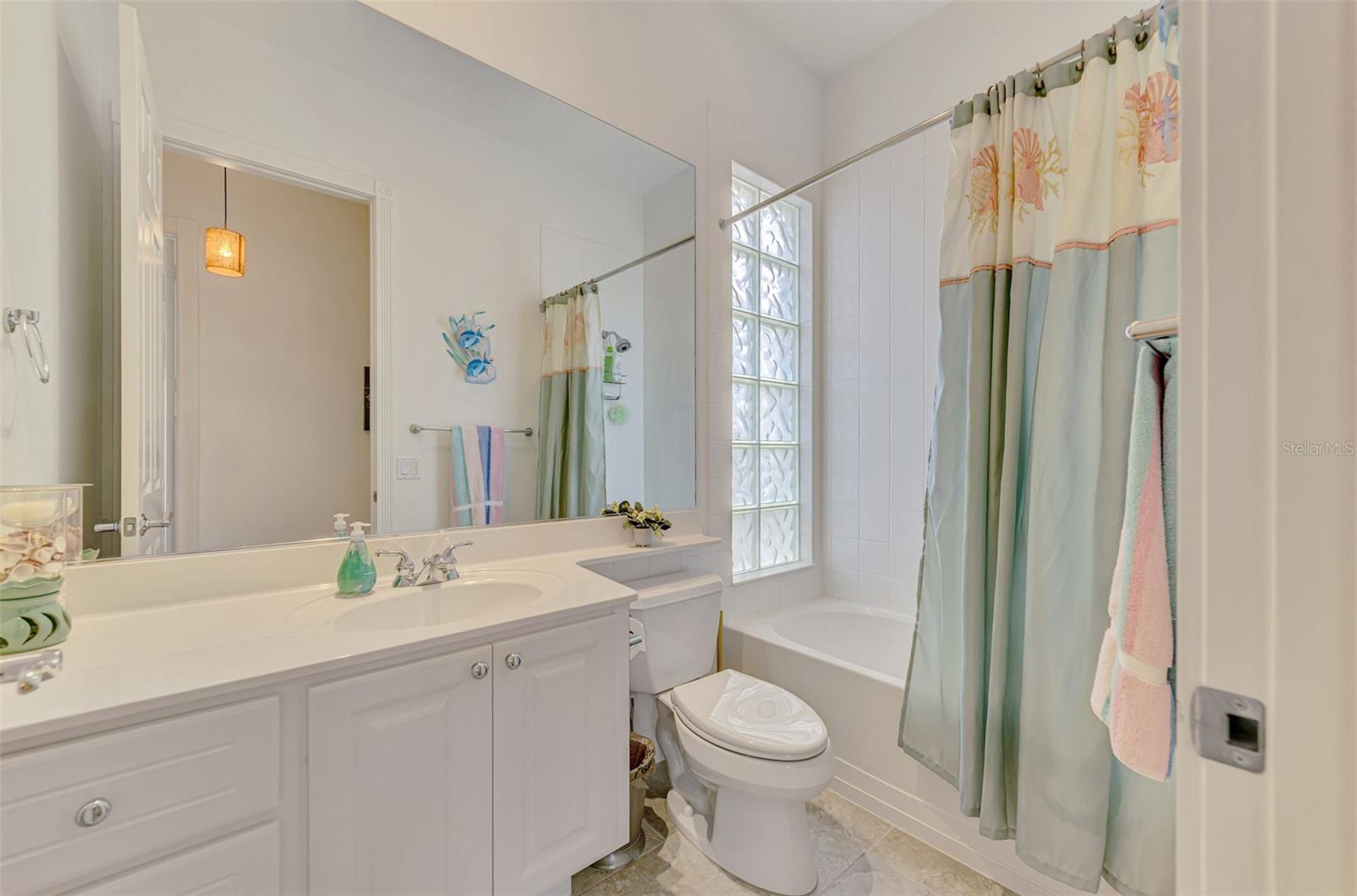 ISLANDWALK AT WEST VILLAGES PH 02 - Residential