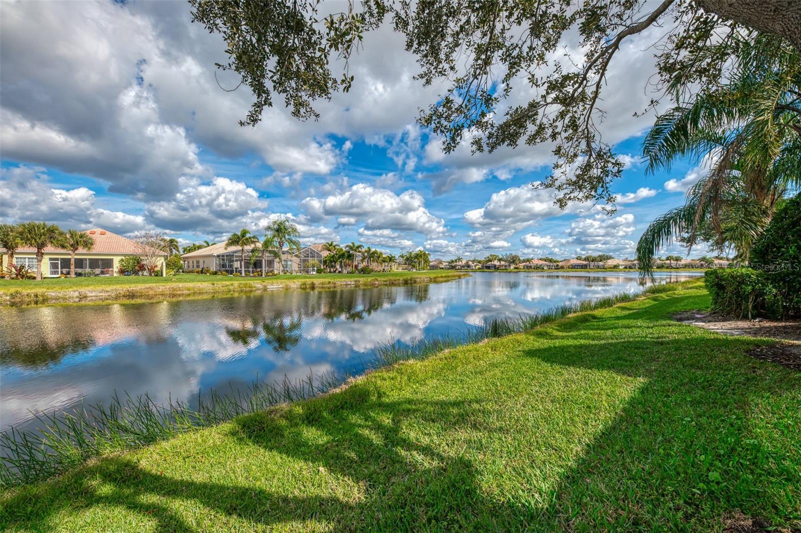 ISLANDWALK AT WEST VILLAGES PH 02 - Residential