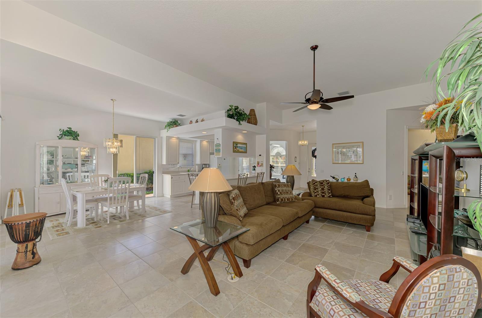 ISLANDWALK AT WEST VILLAGES PH 02 - Residential