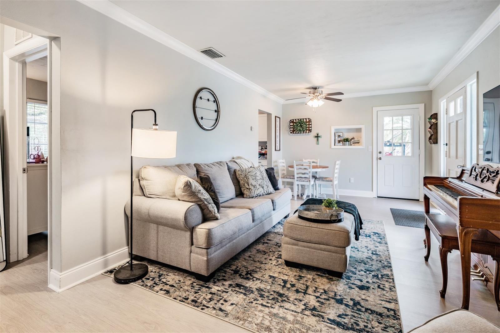 SPRING HILL - Residential Lease