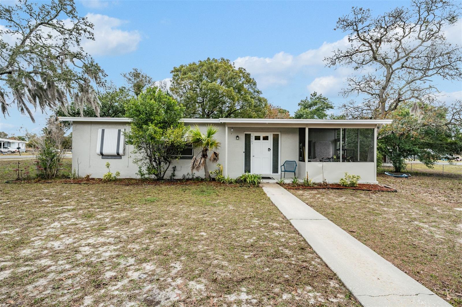 SPRING HILL - Residential Lease