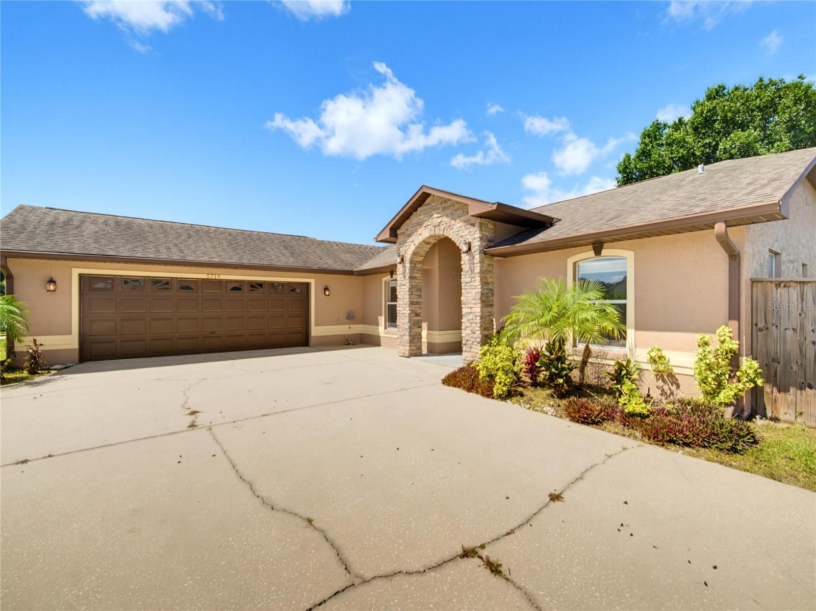 5719 SWEETHEART COURT