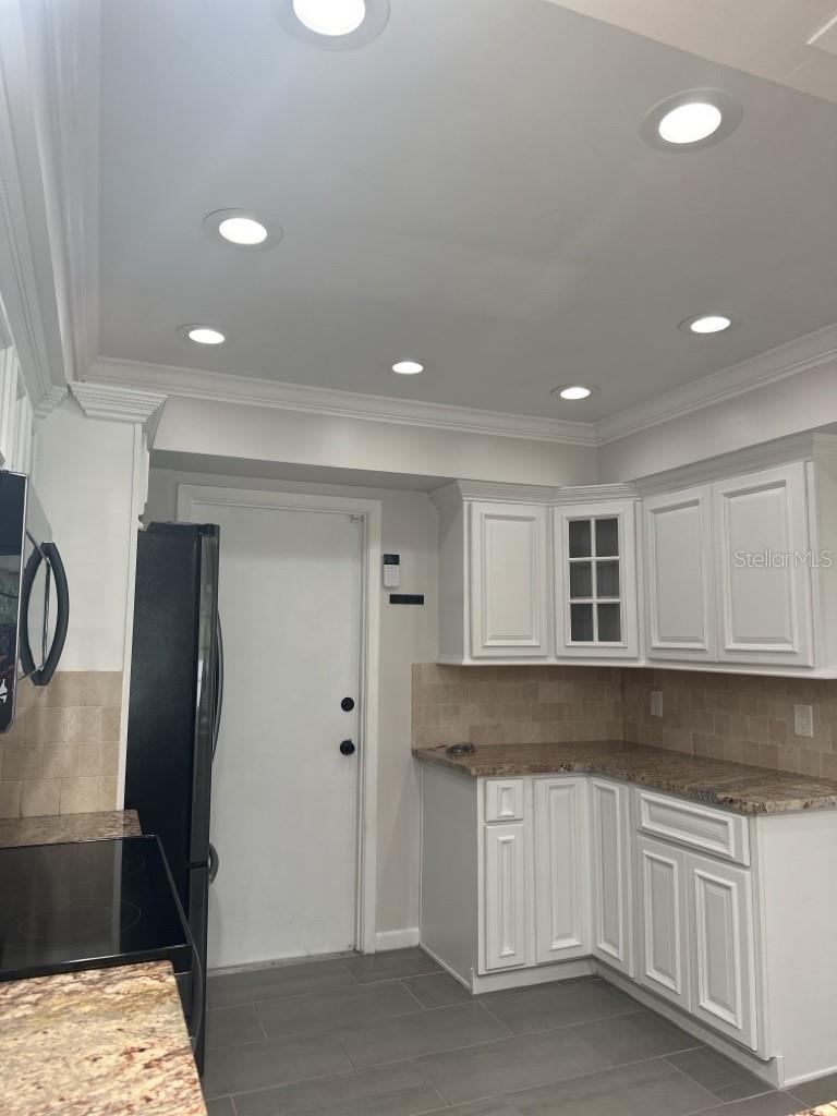 MONACO GARDENS UNIT ONE - Residential Lease