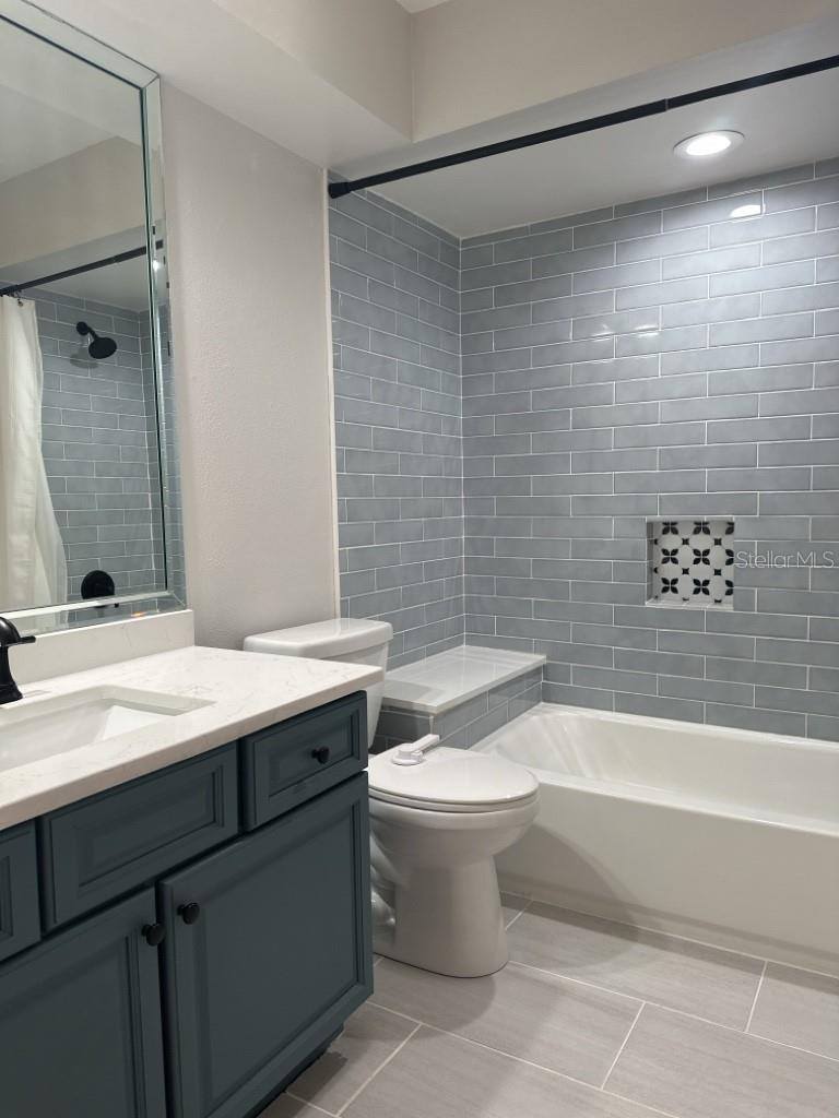 MONACO GARDENS UNIT ONE - Residential Lease