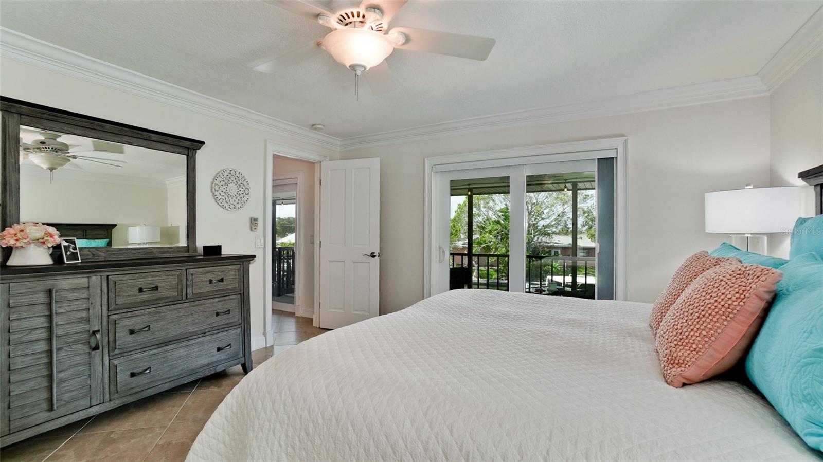 FLAMINGO CAY APTS AMD - Residential