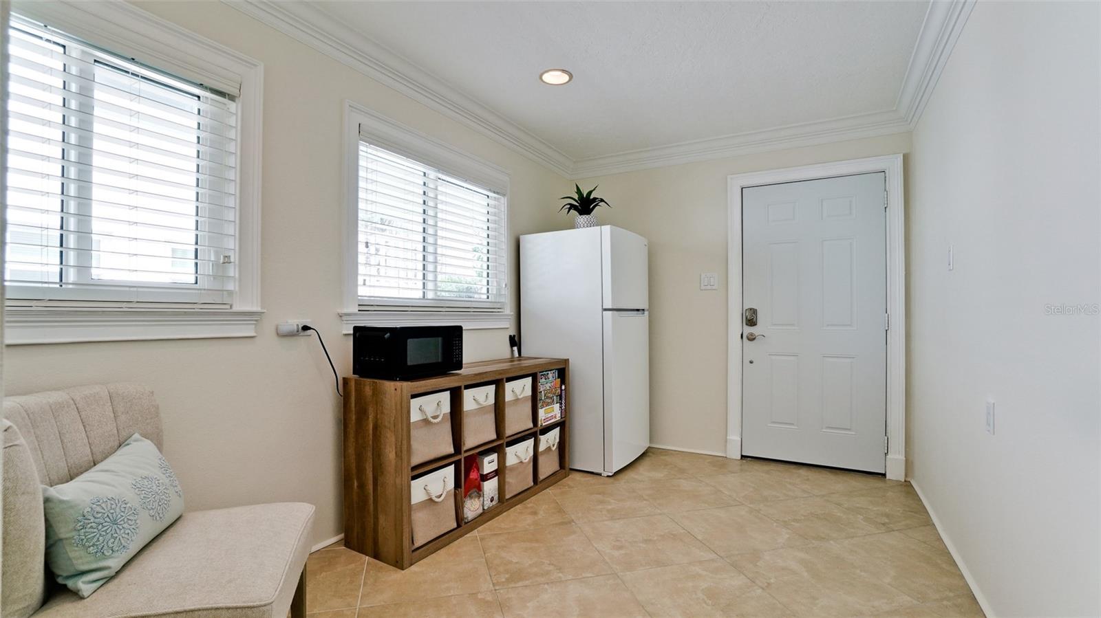 FLAMINGO CAY APTS AMD - Residential