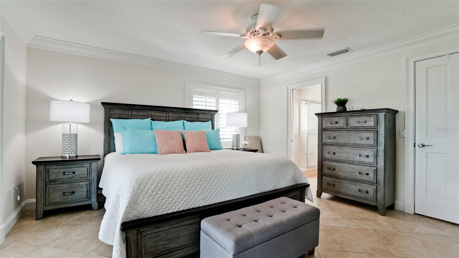 FLAMINGO CAY APTS AMD - Residential