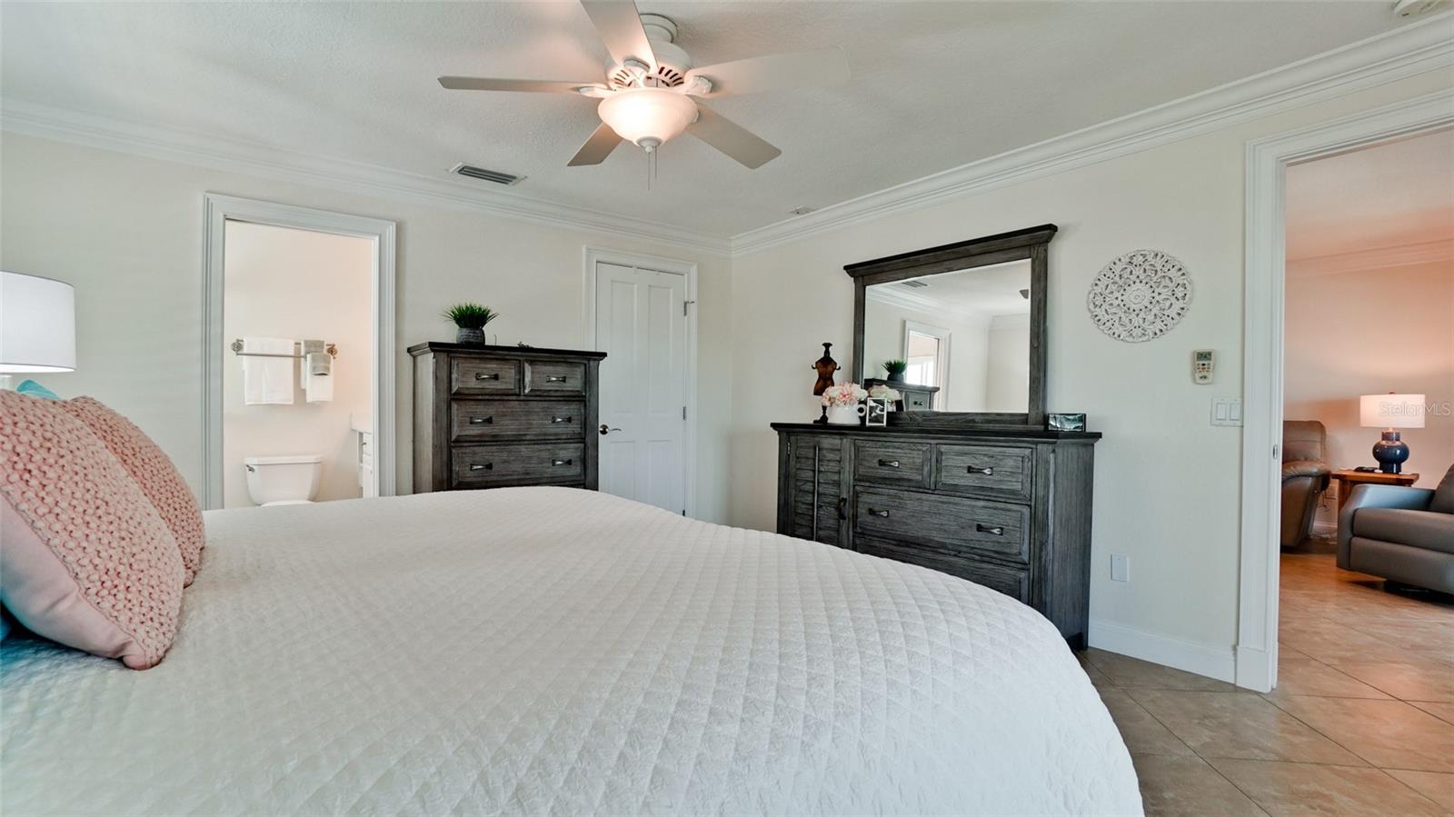 FLAMINGO CAY APTS AMD - Residential