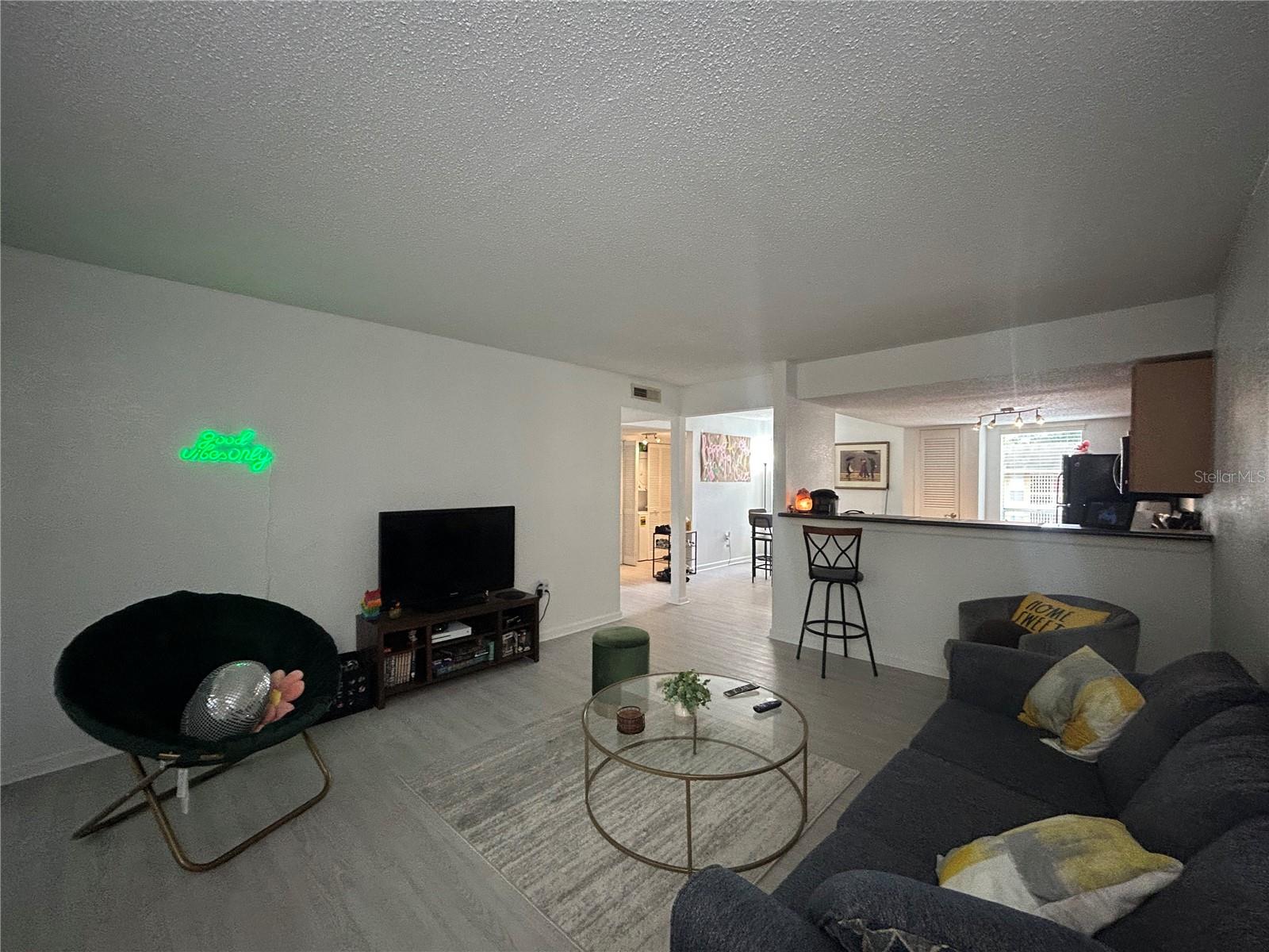 CREEKS EDGE CONDO - Residential Lease