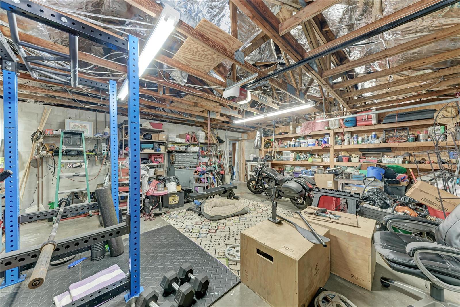 1050; N 1/4 OF 15/34/17 - Residential