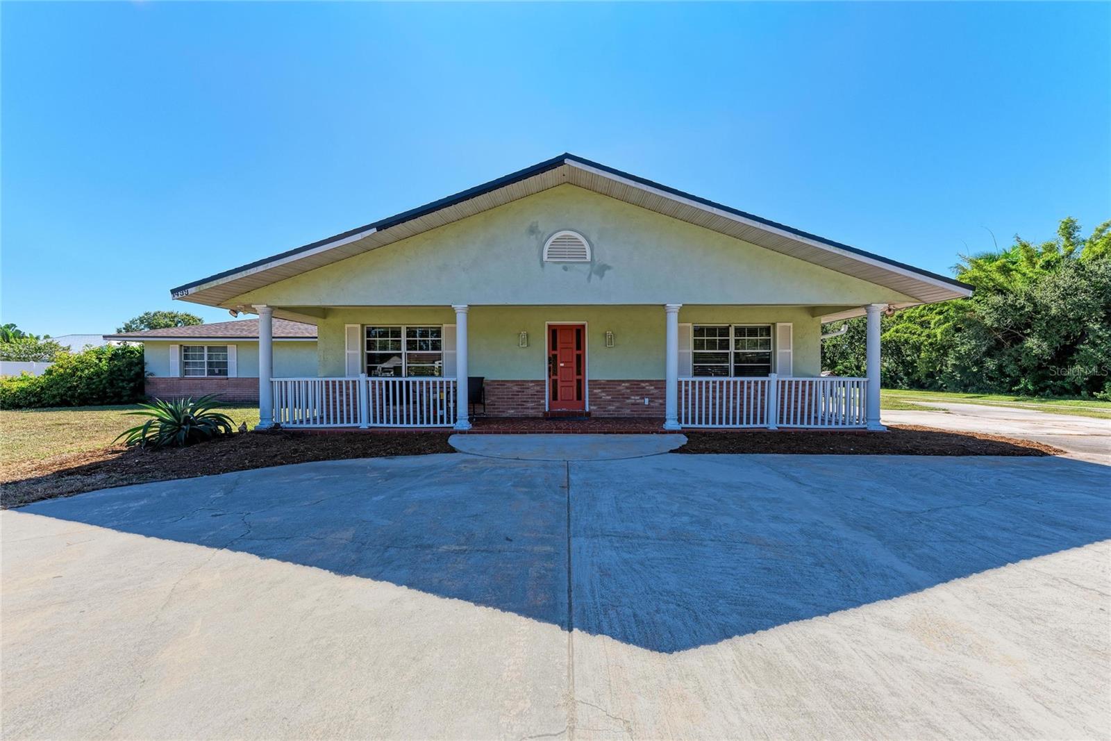 1050; N 1/4 OF 15/34/17 - Residential