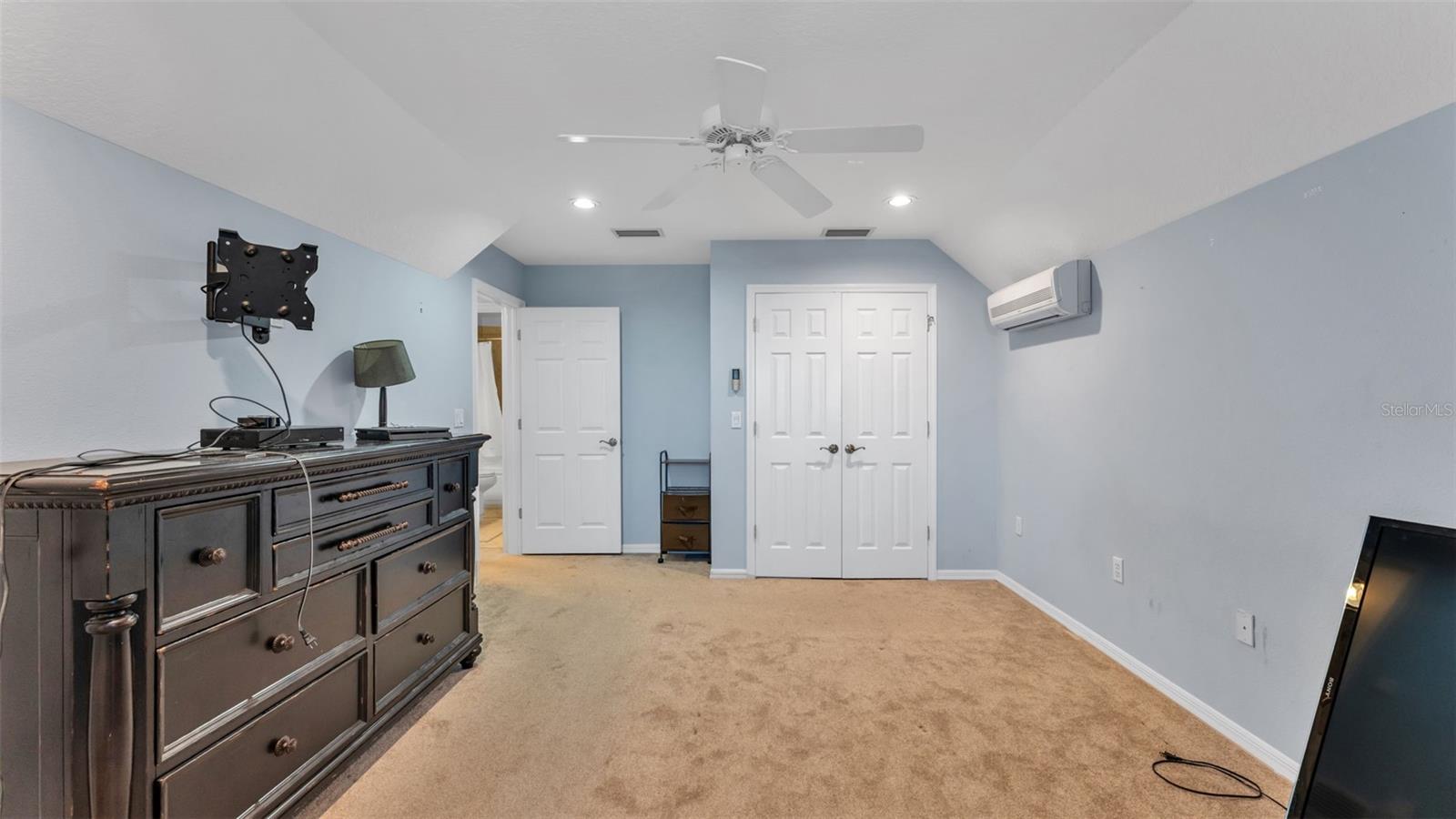 PIER POINT - Residential