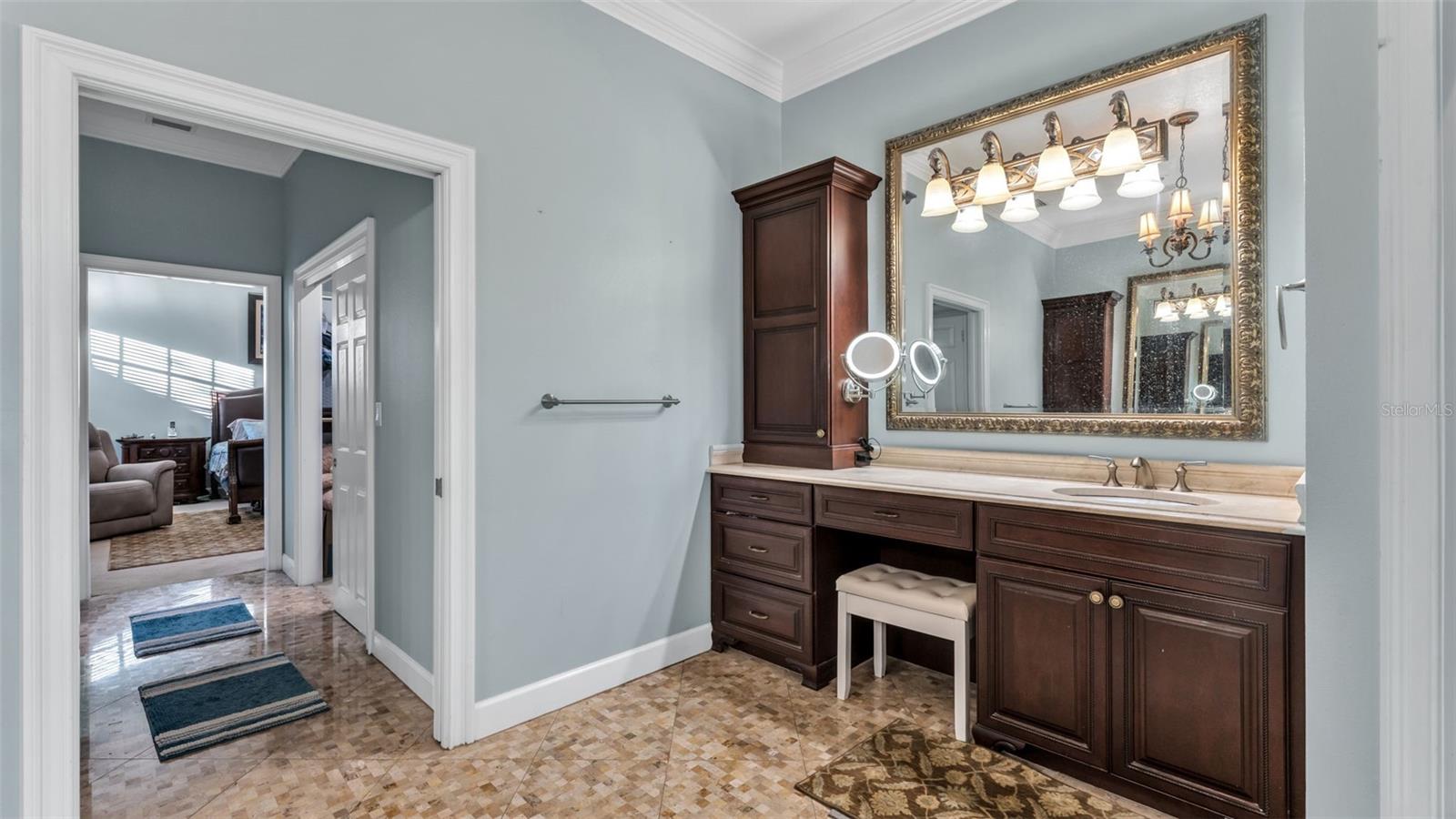 PIER POINT - Residential