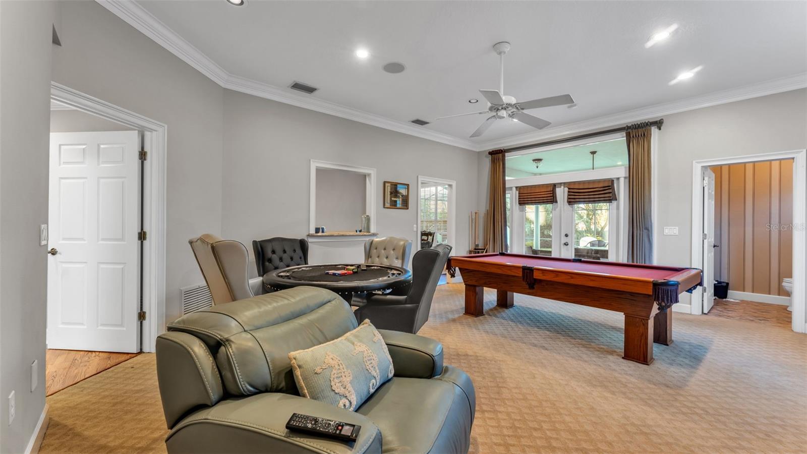 PIER POINT - Residential