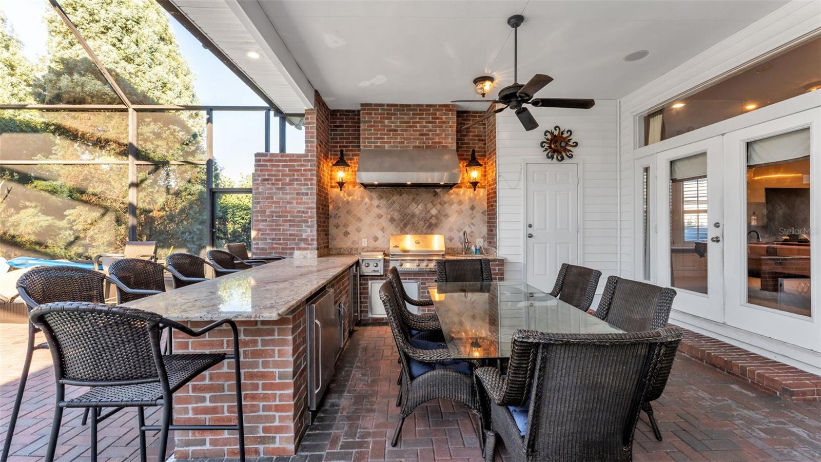 PIER POINT - Residential