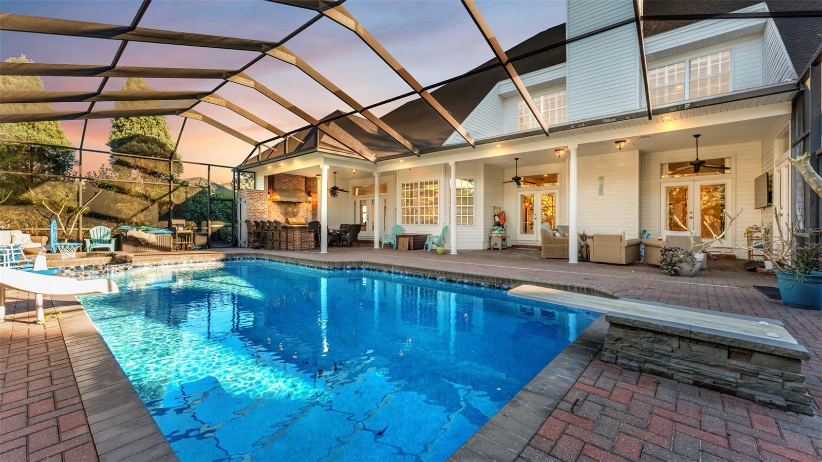 PIER POINT - Residential