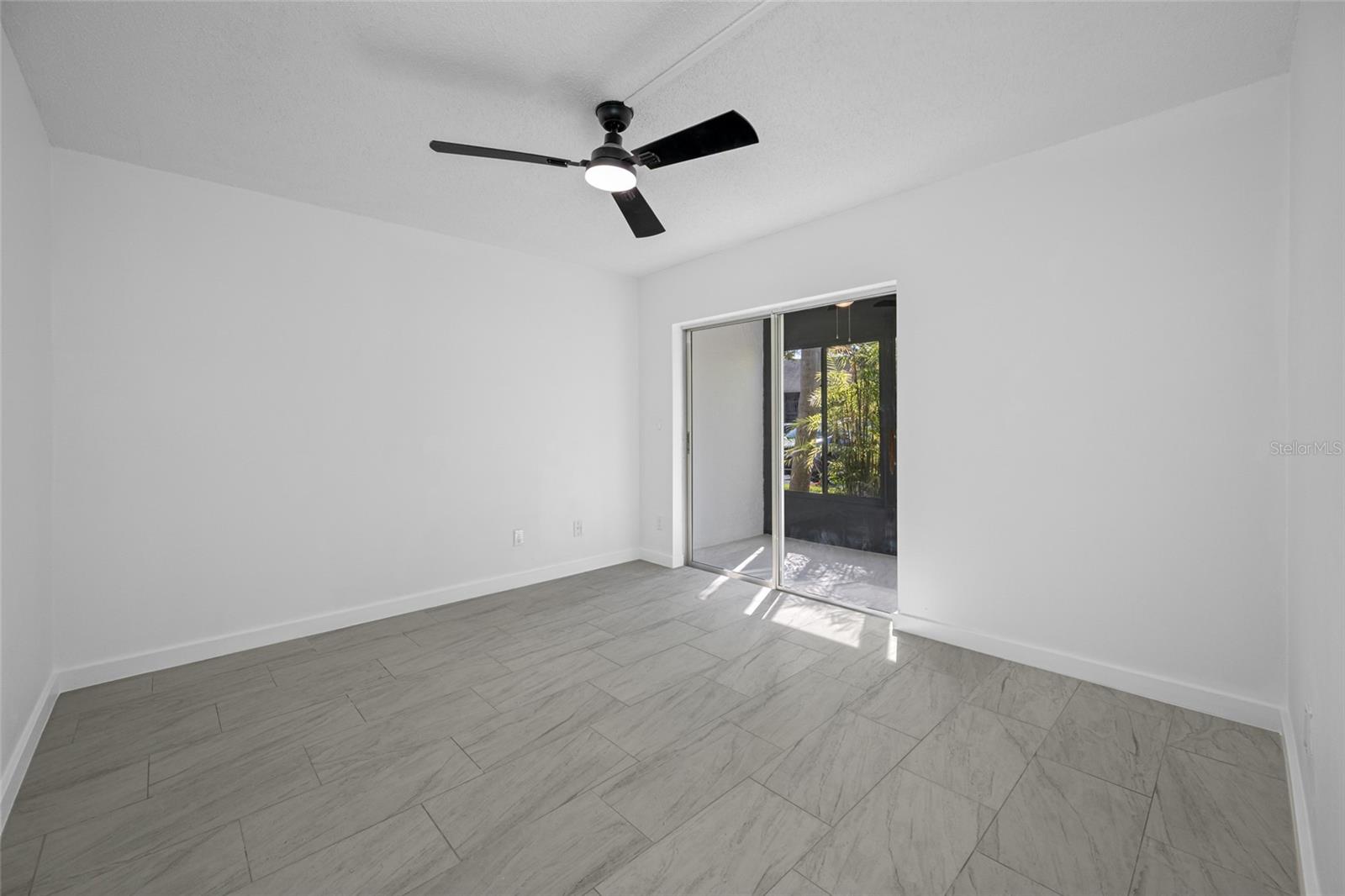 SHADOW LAKES CONDO - Residential